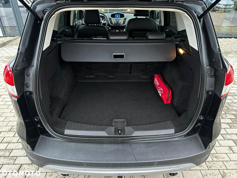 Ford Kuga 2.0 TDCi 4WD Titanium - 29