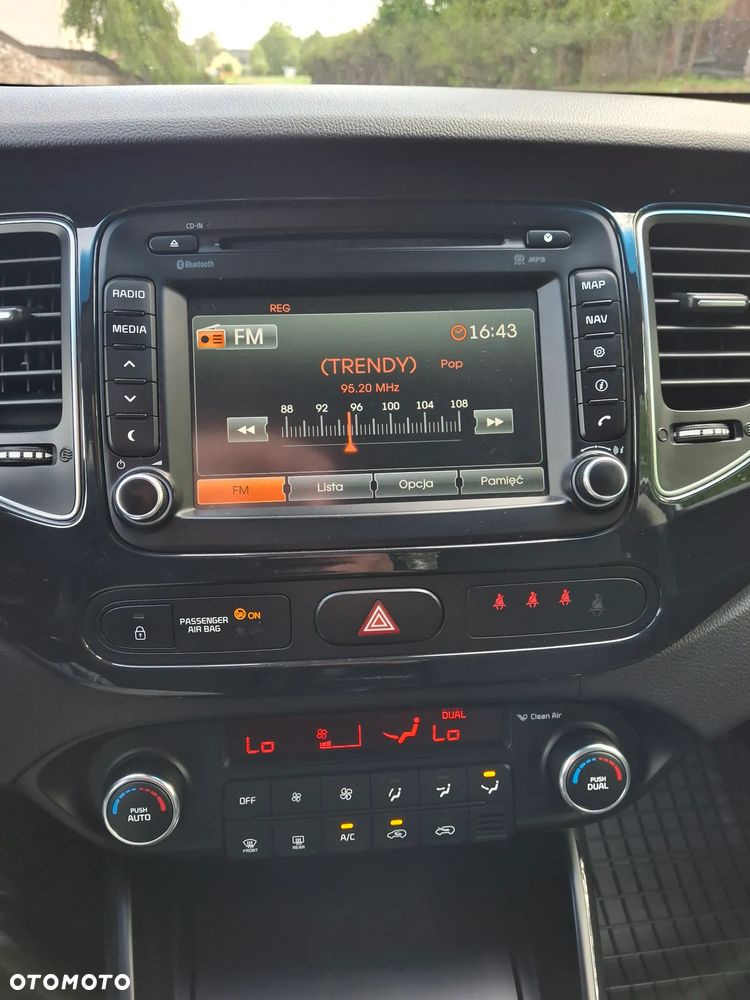 Kia Carens 1.6 GDI Fifa World Cup Edition - 29