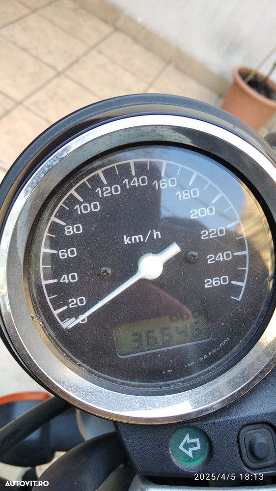 Honda CB 900F Hornet - 6