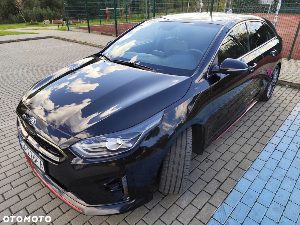 Kia ProCeed 1.6 T-GDI GT DCT - 1