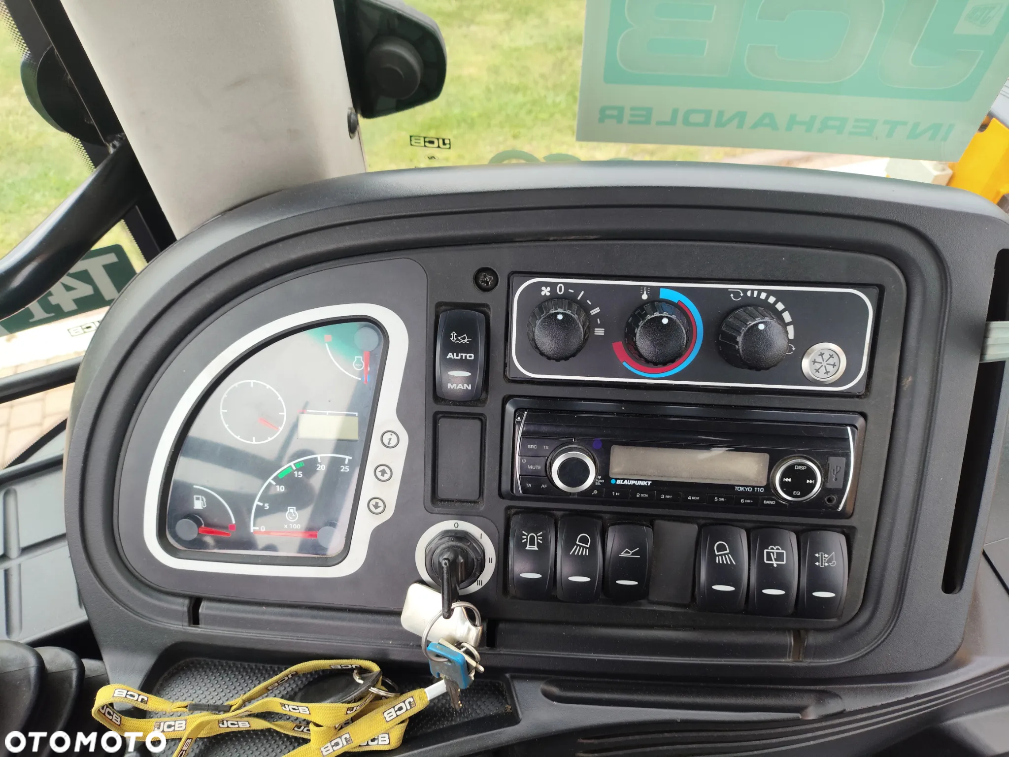 JCB 3CX CONTRAKTOR / bez  DPF I ADBLUE / JOYSTICK / SALONOWA / 2300 MTG / - 30