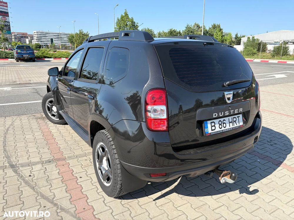 Dacia Duster 1.6 4x4 Laureate - 3
