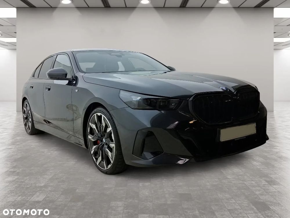 BMW Seria 5 540d xDrive mHEV M Sport - 7