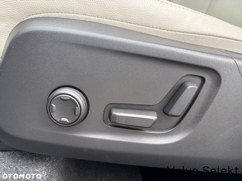 Volvo XC 40 - 17