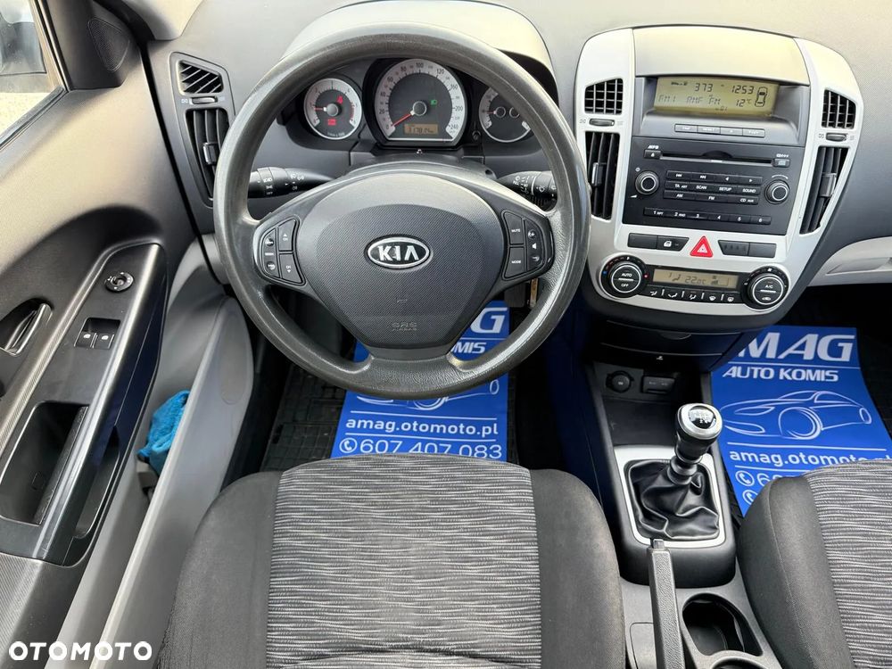Kia Ceed 1.6 CRDi 115 Edition 7 - 19
