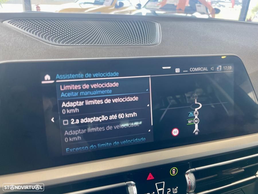 BMW 320 e Corporate Edition Auto - 25