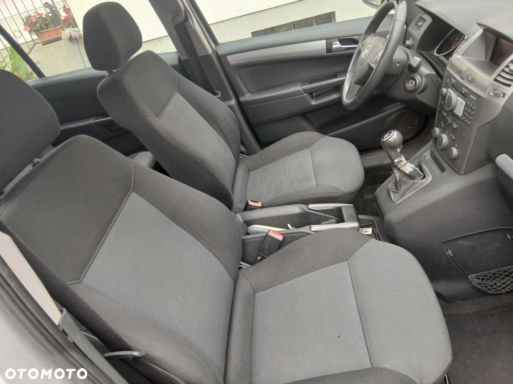 Opel Zafira - 7