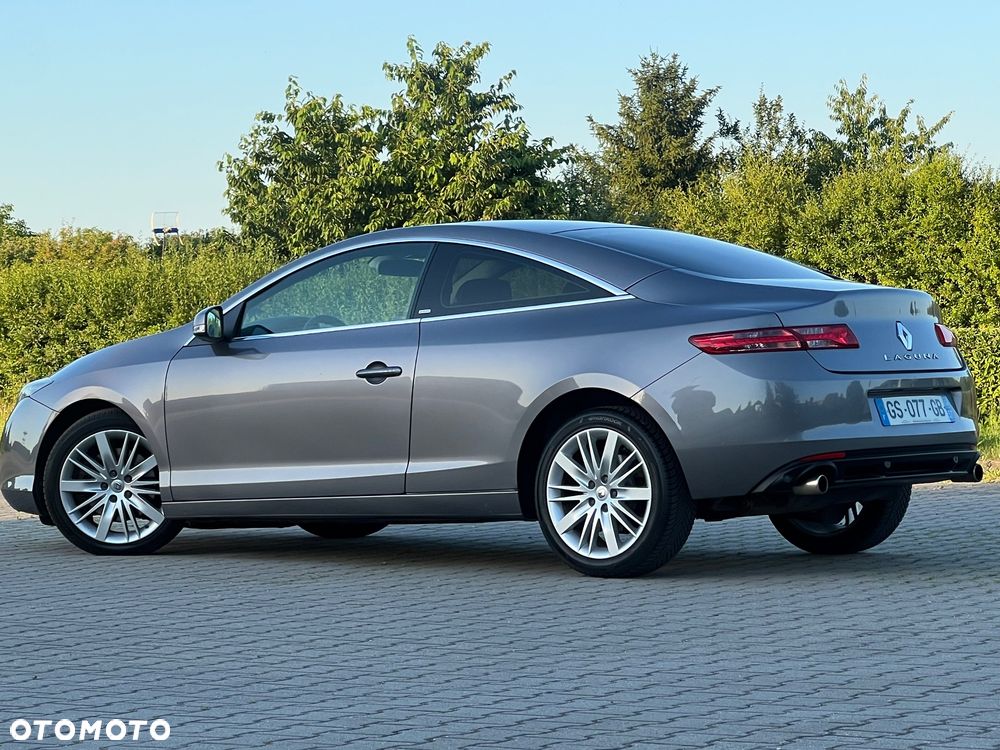 Renault Laguna dCi 180 FAP GT - 15