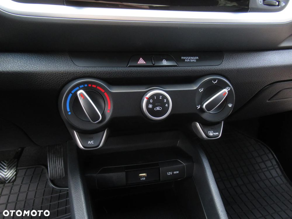 Kia Stonic 1.2 M - 17