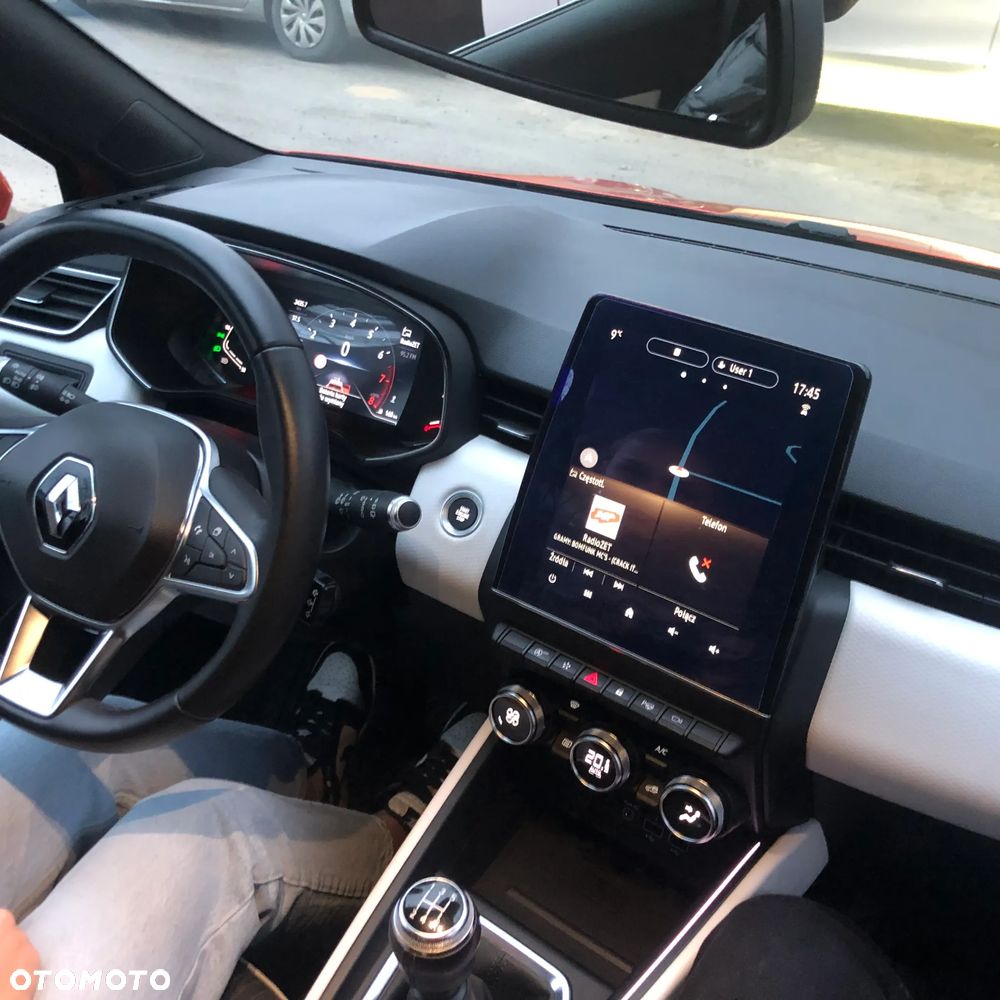Renault Clio - 6