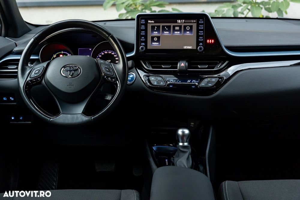 Toyota C-HR - 9