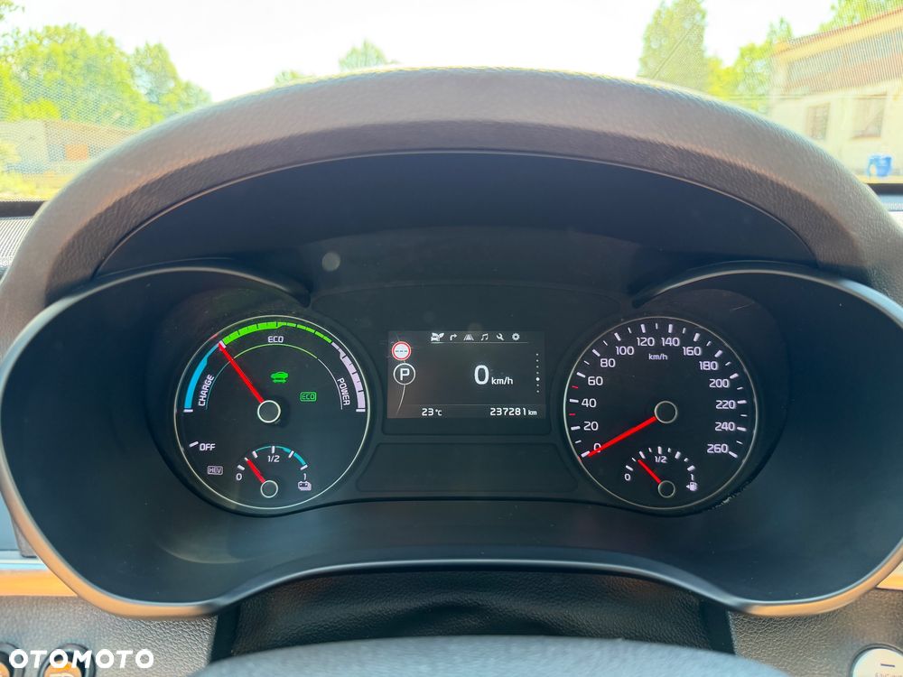 Kia Optima Plug-in Hybrid - 14