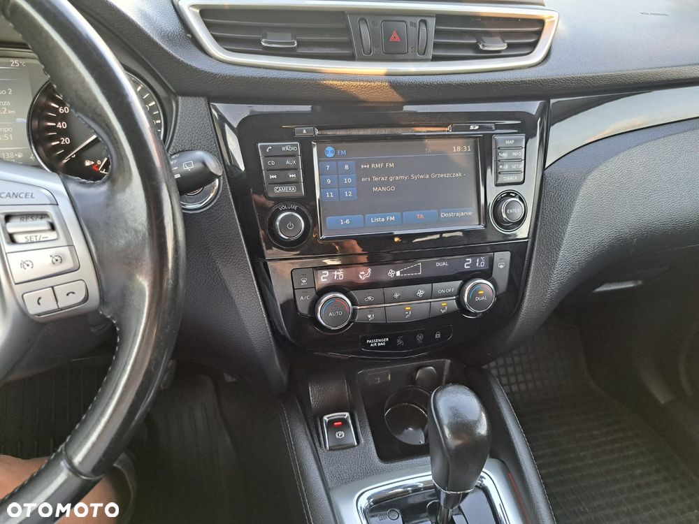 Nissan Qashqai 1.6 DCi Tekna Xtronic EU6 - 16