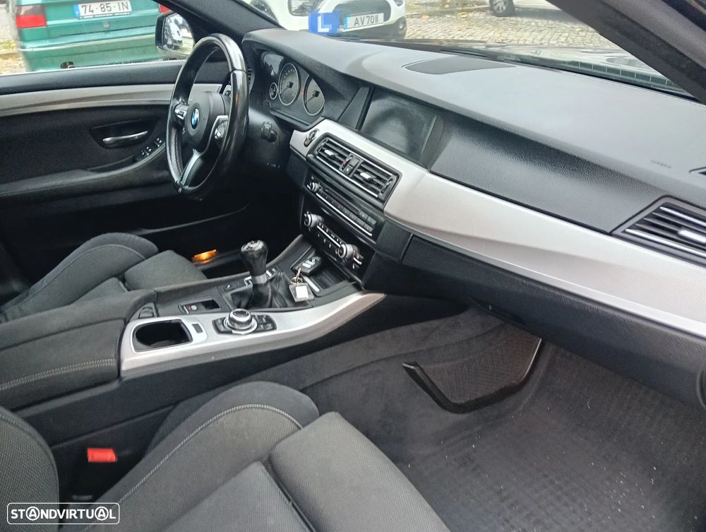 BMW 520 d Pack M - 15