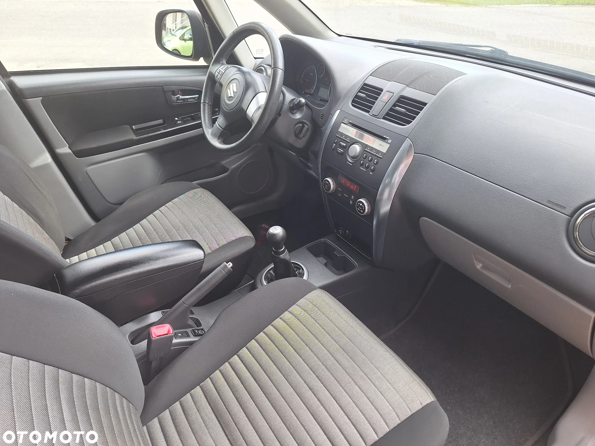 Suzuki SX4 1.6 Comfort Plus 4WD - 25