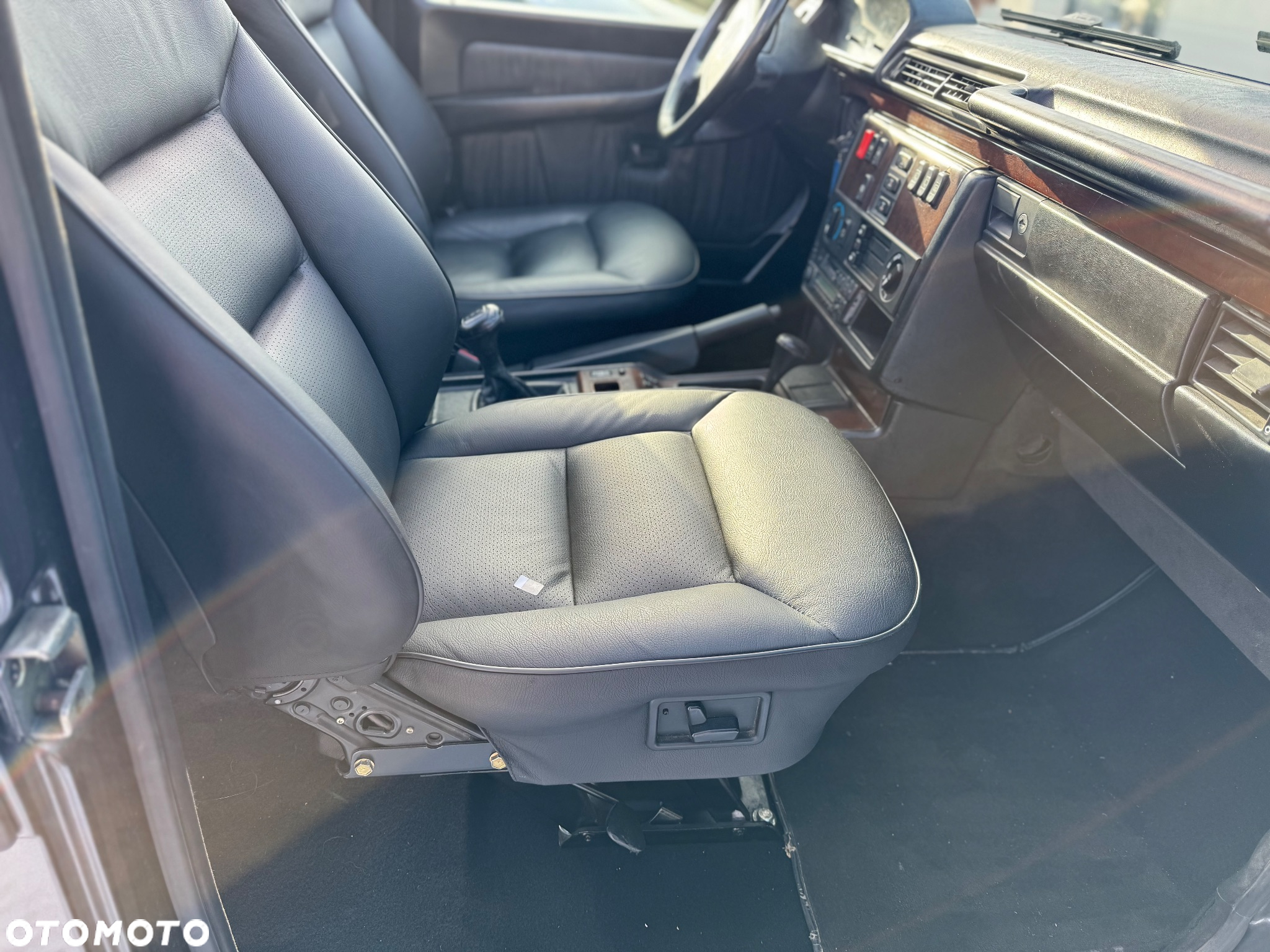 Mercedes-Benz Klasa G 350 GD Turbo - 29