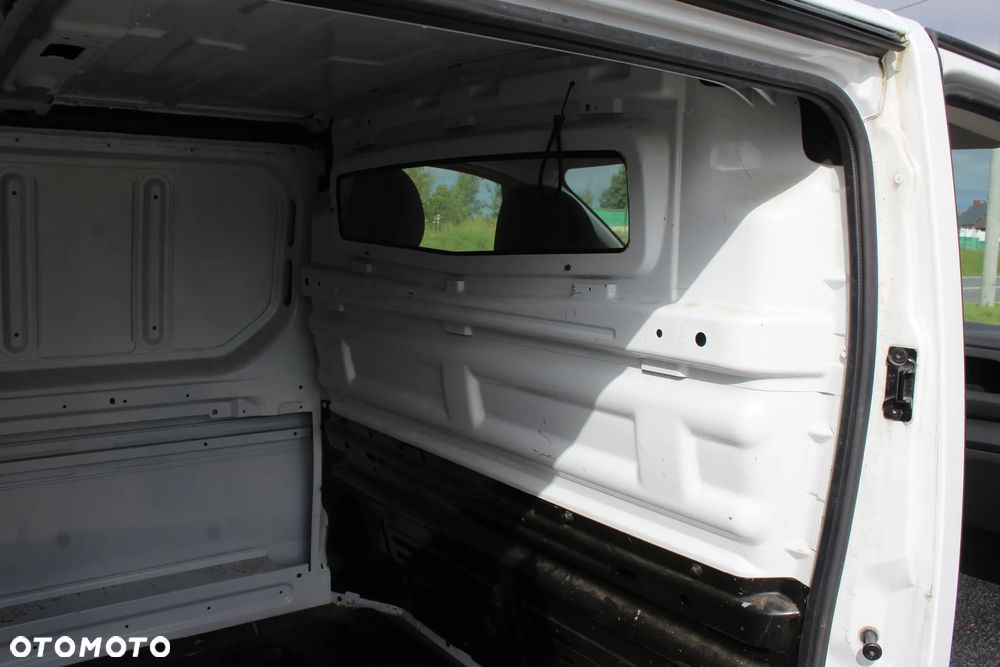 Renault Trafic - 13