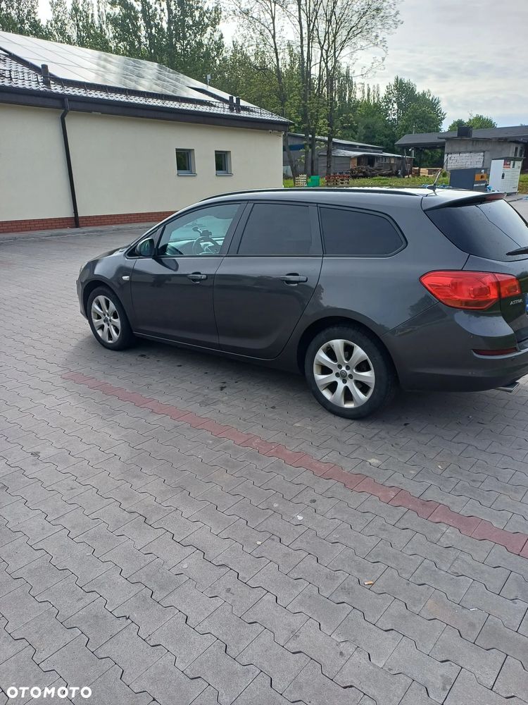 Opel Astra 1.4 T Sport - 6