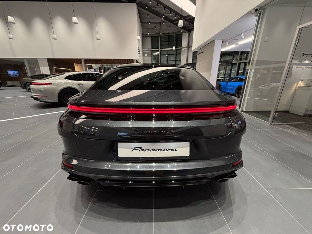 Porsche Panamera - 5