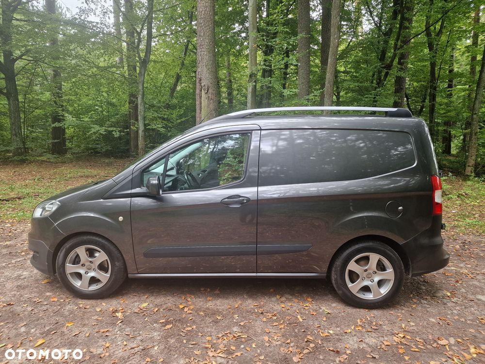 Ford Transit Courier - 6