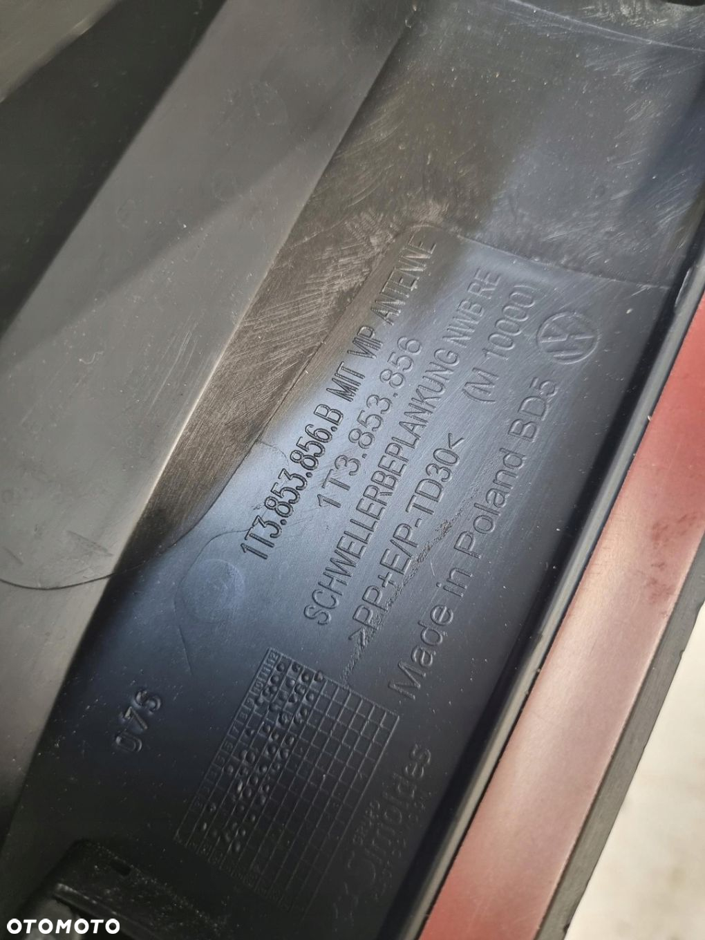 VW ID BUZZ 1T3 Próg nakładka listwa progowa PRAWA ŁADNA - 7