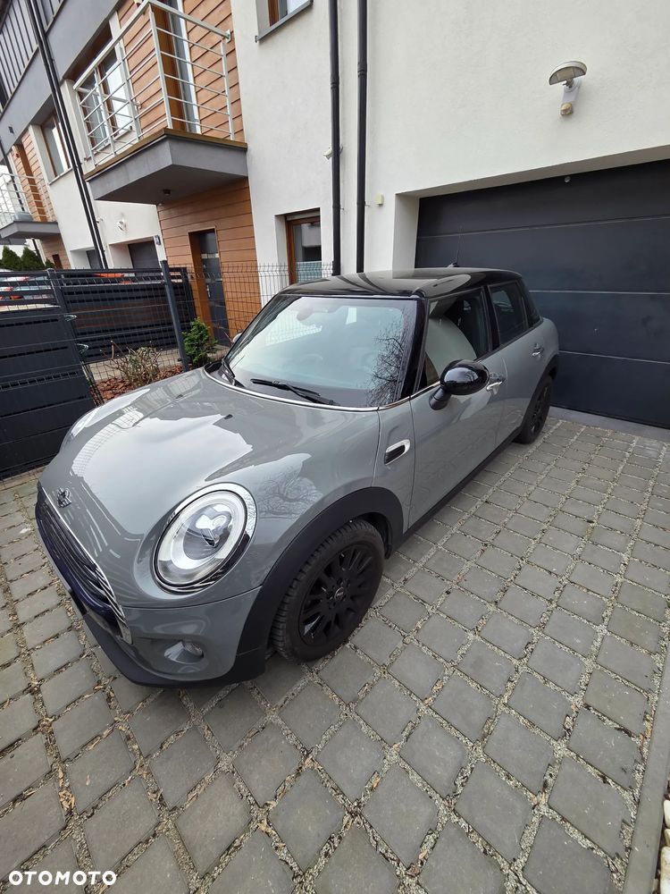 MINI Cooper Standard - 3