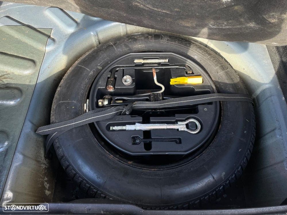 Citroën C4 1.4 16V SX - 16