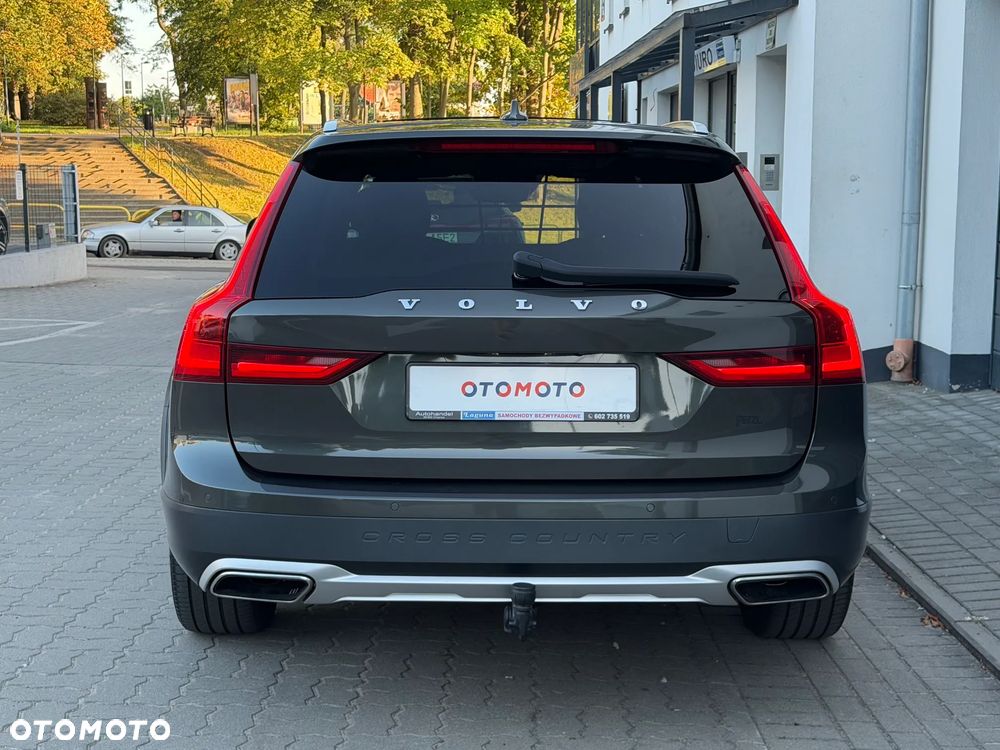 Volvo V90 Cross Country D5 AWD Geartronic - 6