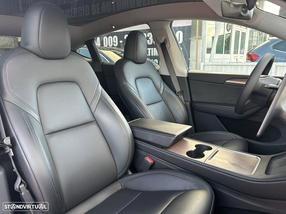Tesla Model Y Tração Traseira - 30
