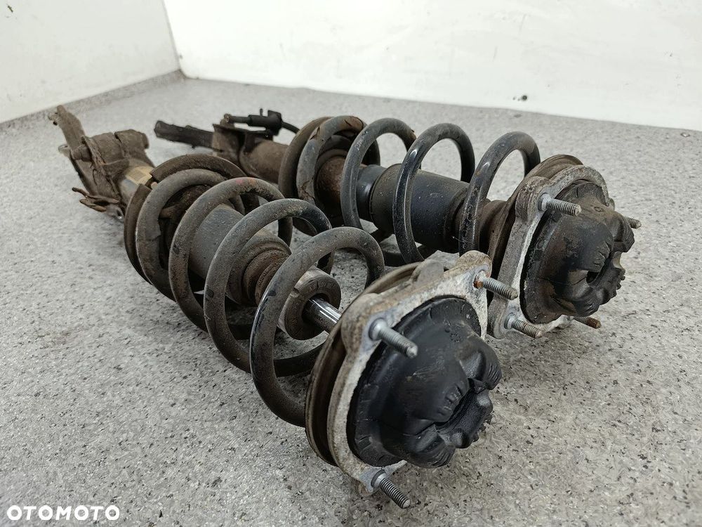 AMORTYZATORY PRZÓD KOMPLET AUDI A6 C7 4G0413031N 2.0 TDI - 8