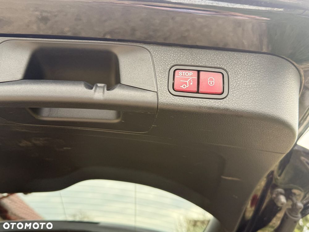 Mercedes-Benz GLB 250 4-Matic Progressive 8G-DCT - 8