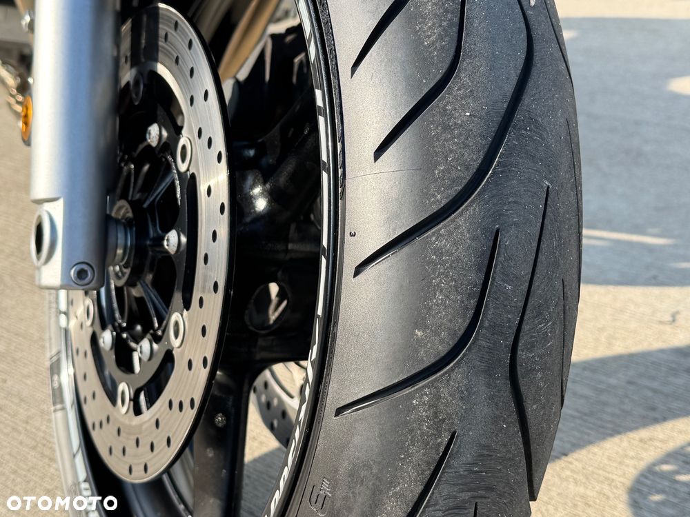 Yamaha XJR - 34