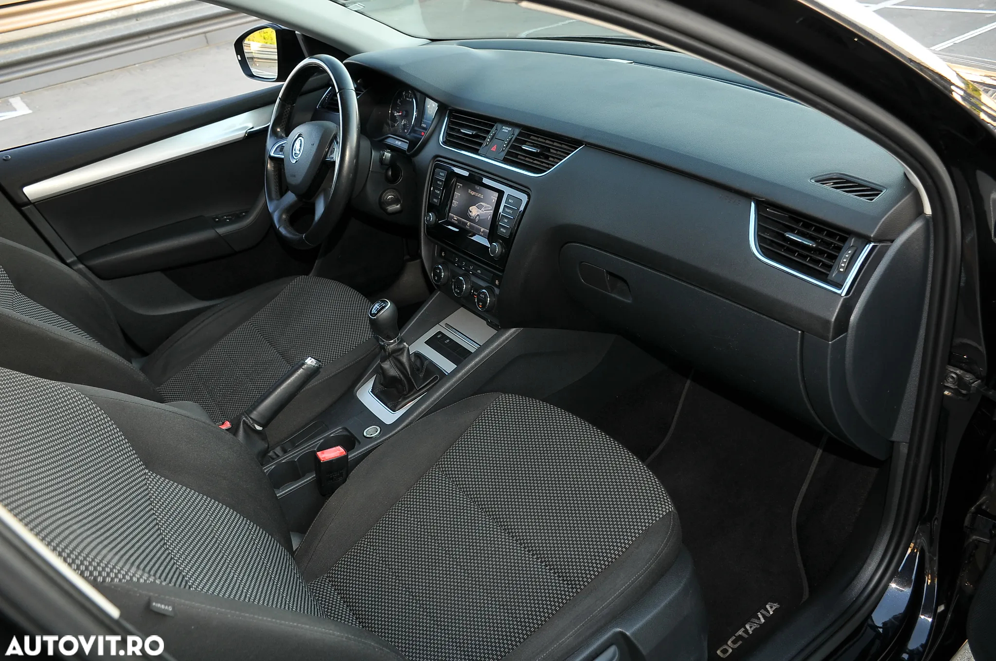 Skoda Octavia 1.2 TSI ELEGANCE - 11