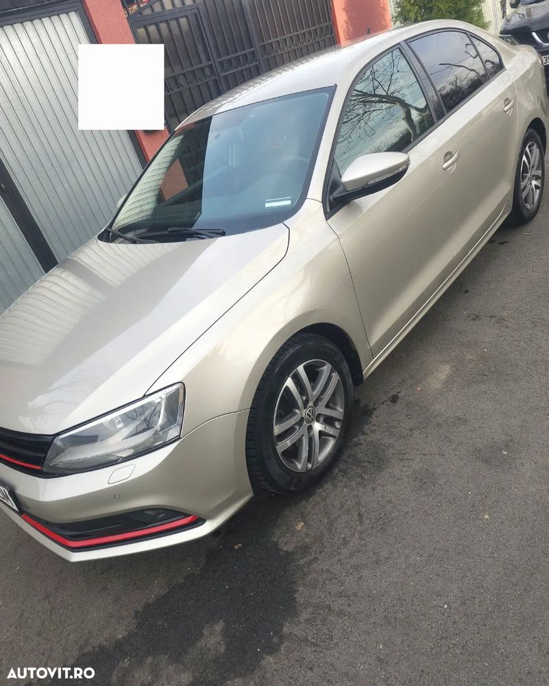 Volkswagen Jetta 2.0 TDI Comfortline - 1