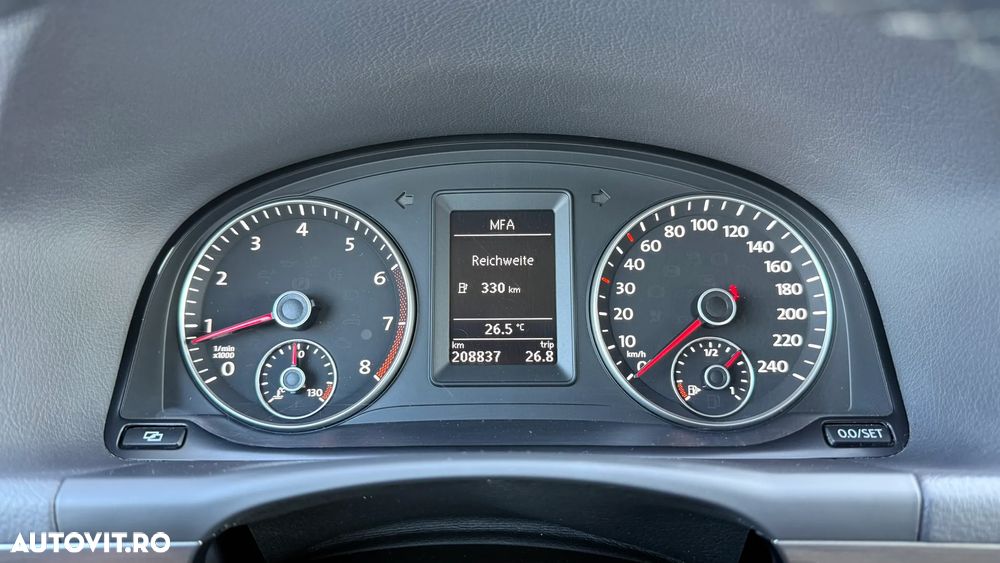 Volkswagen Touran 1.4 TSI DSG STYLE - 31