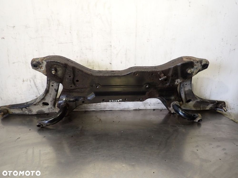 SANKI WÓZEK KOŁYSKA MITSUBISHI LANCER VIII - 1