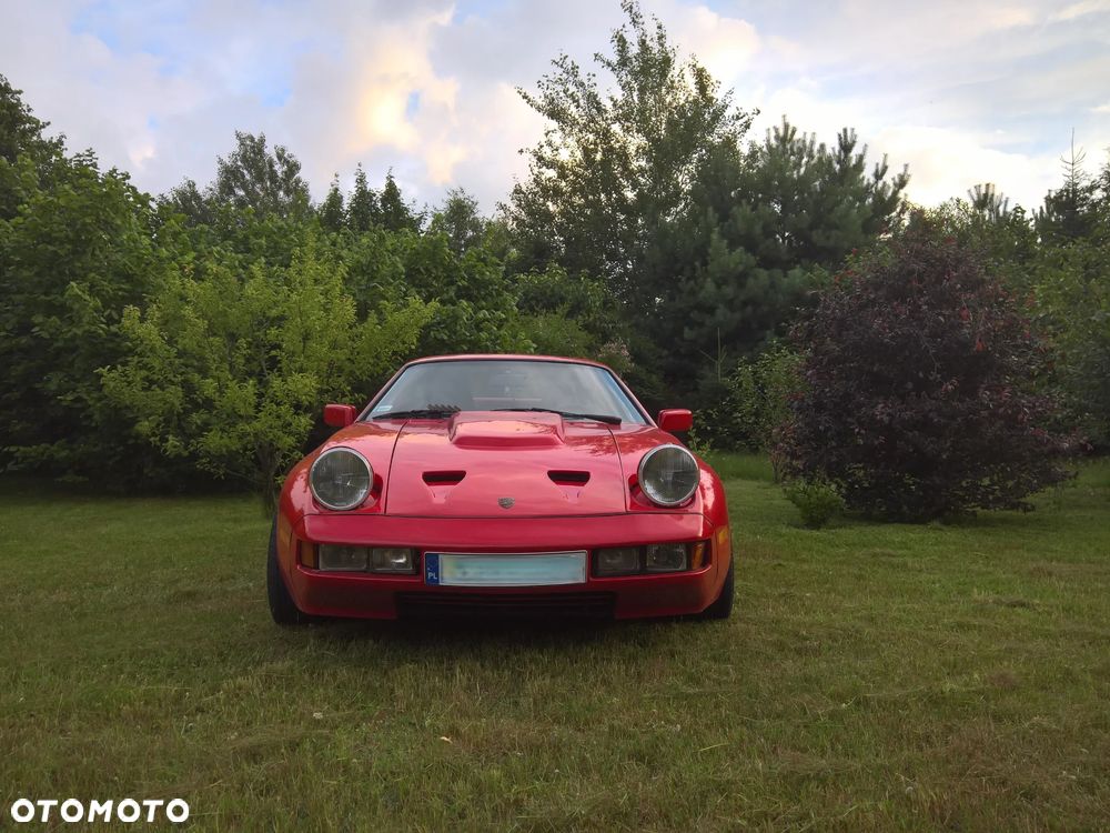 Porsche 928 - 3