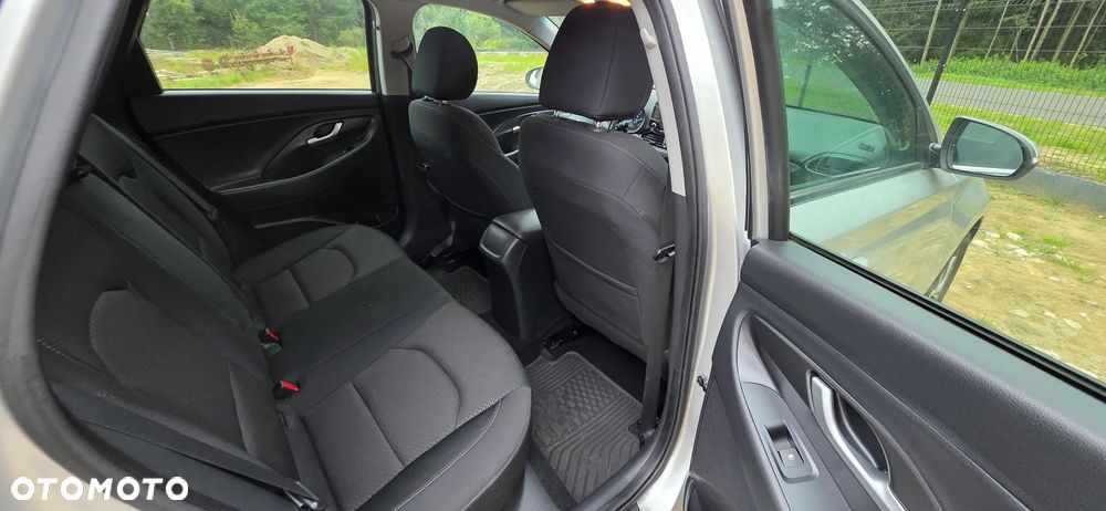Hyundai i30 1.4 T-GDI YES - 27