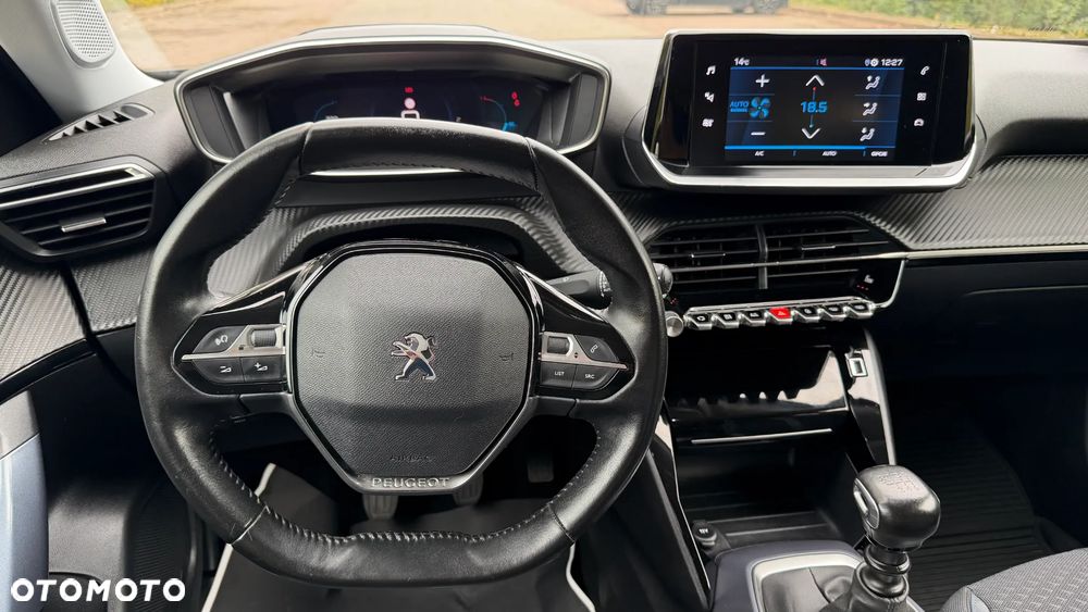 Peugeot 2008 1.2 PureTech Allure Pack S&S - 22