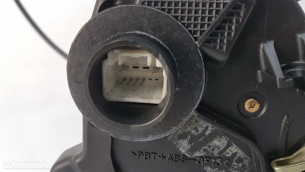 FECHADURA PORTA FRENTE ESQUERDA TOYOTA COROLLA (E12) 2.0 D-4D LINEA LUNA BERLINA - 4