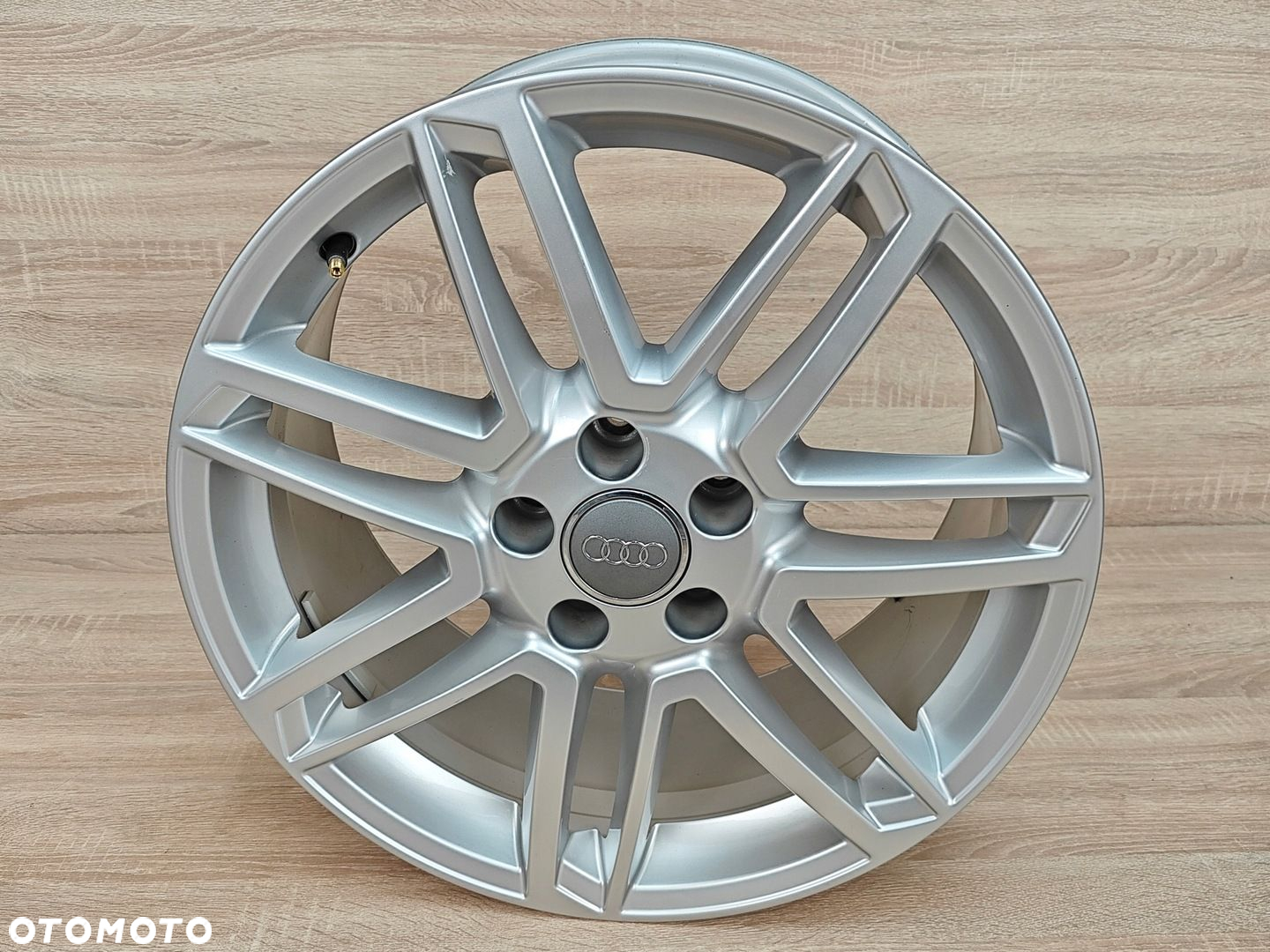 FELGI ALUMINIOWE 18" 8Jx18 5x112 AUDI A6 C7 4G0601025CA 72 km - 7
