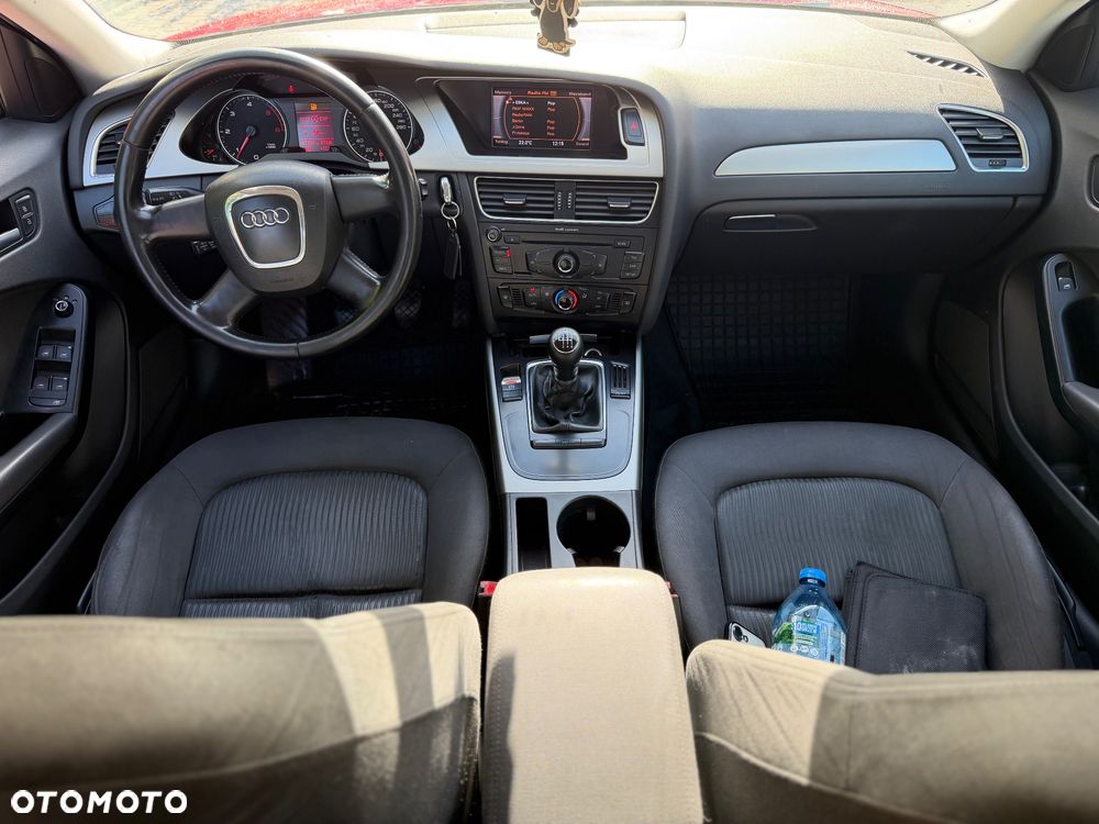 Audi A4 Avant 2.0 TDI - 14