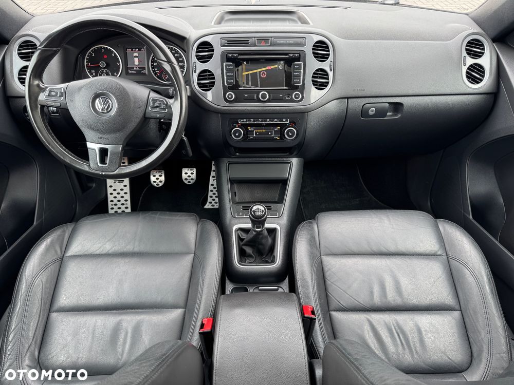 Volkswagen Tiguan 2.0 TDI 4Mot Perfectline R-Style - 16
