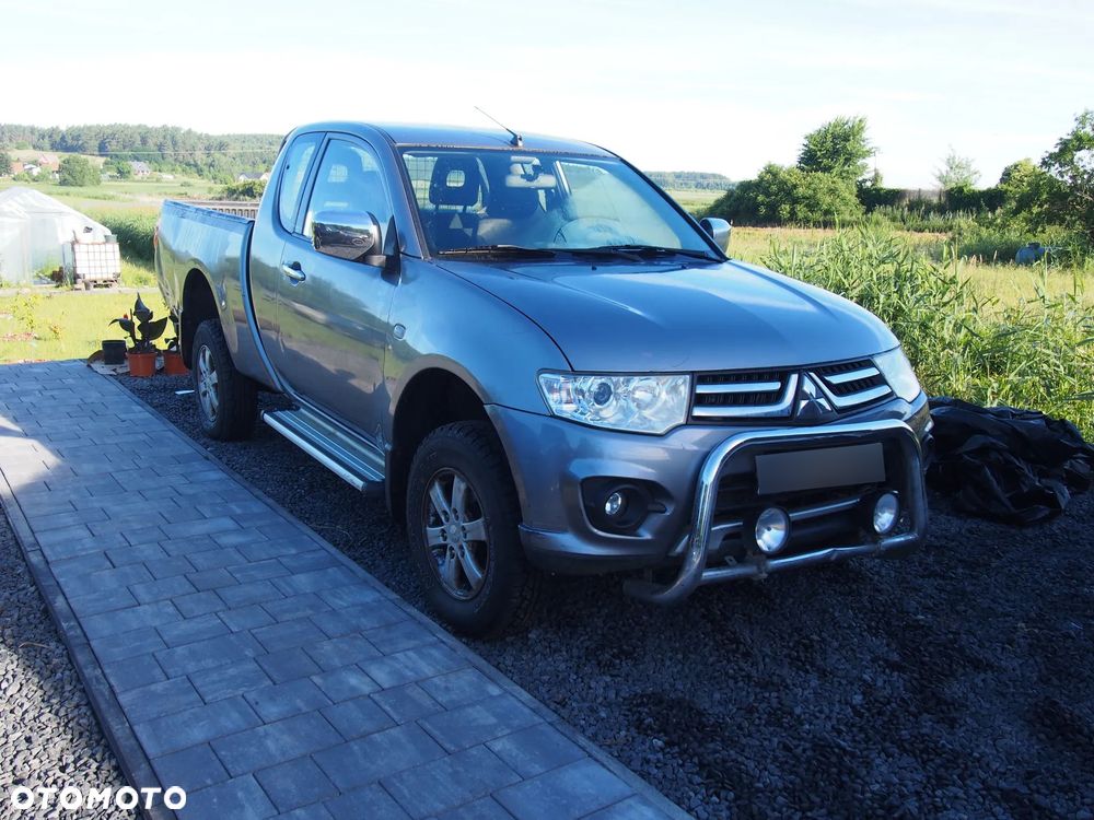 Mitsubishi L200 Pick Up 4x4 DPF Club Cab - 1