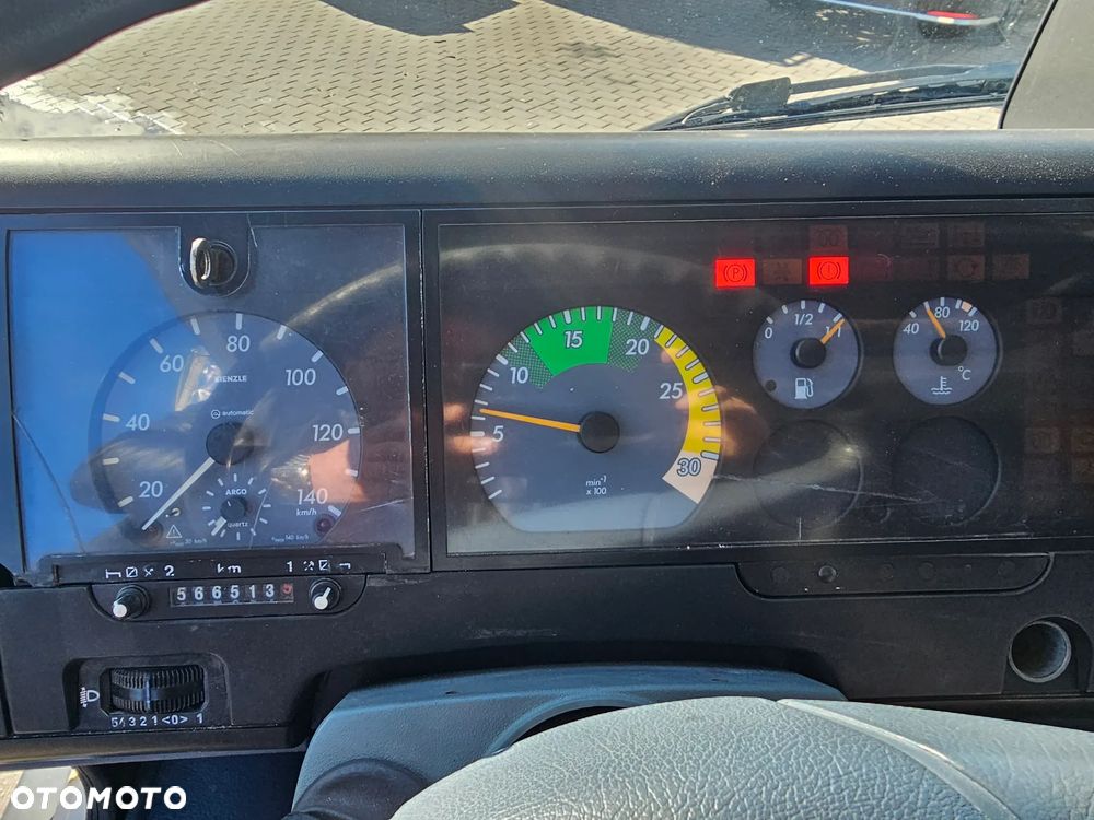 Mercedes-Benz VARIO 614D - 10