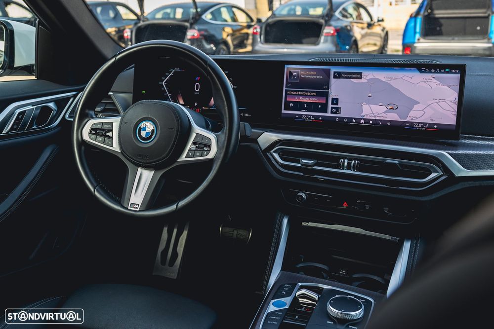 BMW i4 eDrive40 Pack Desportivo M - 17