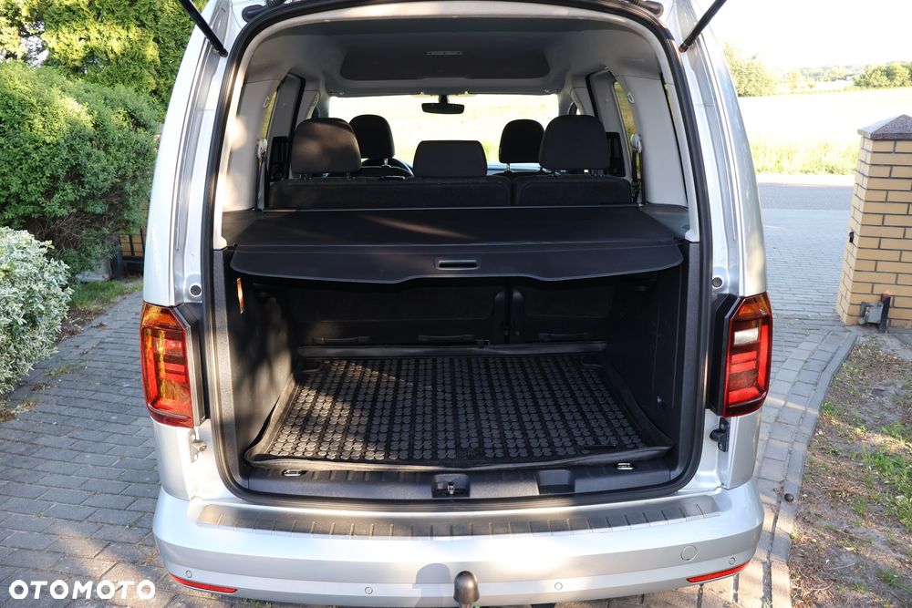 Volkswagen Caddy 2.0 TDI Comfortline DSG - 13