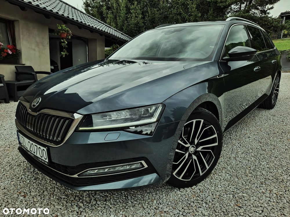 Skoda Superb Combi 2.0 TDI DSG Premium Edition - 1