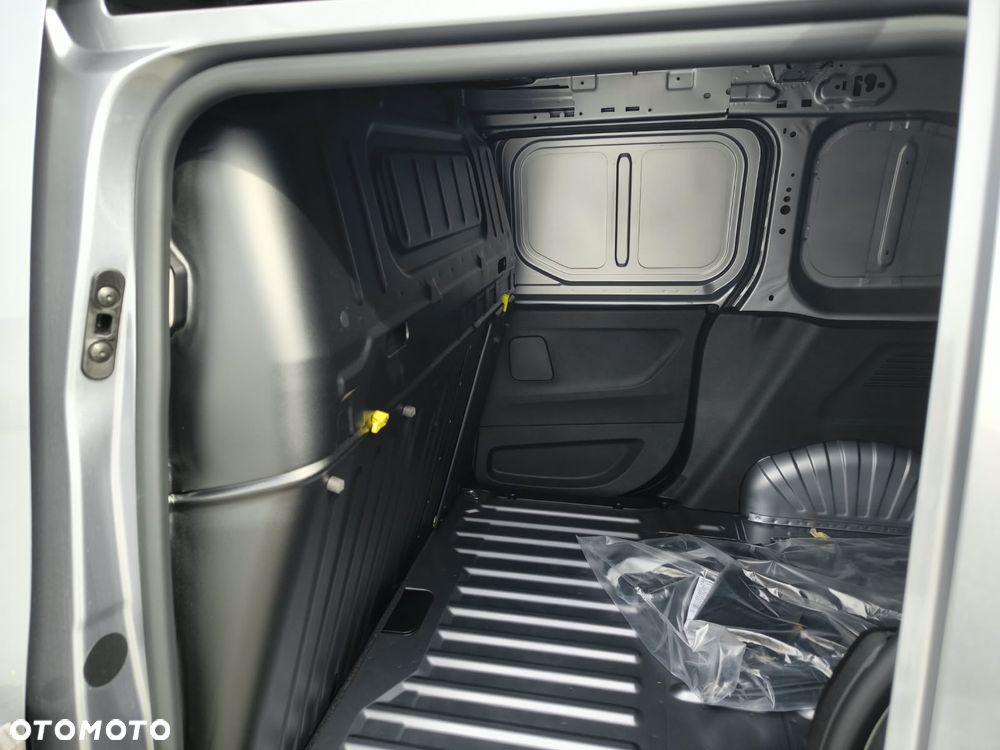 Peugeot Partner Furgon M Diesel 130KM Automat - 8