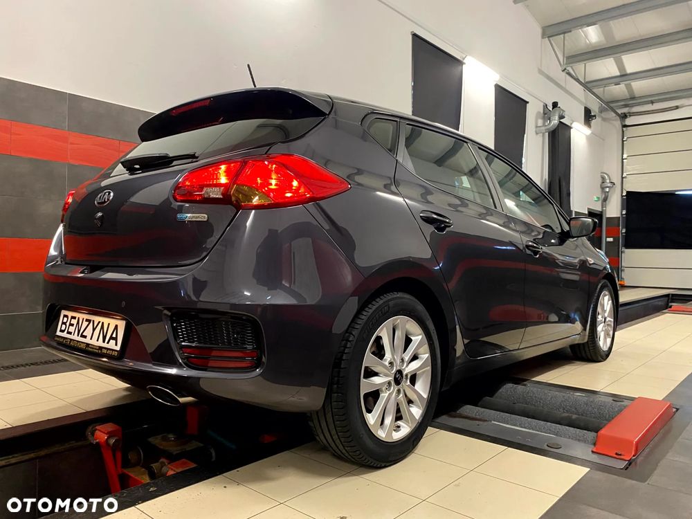Kia Ceed 1.6 GDI Platinum Edition - 13